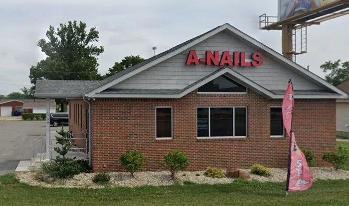 Cần thợ nails gấp ở Kokomo, Indiana